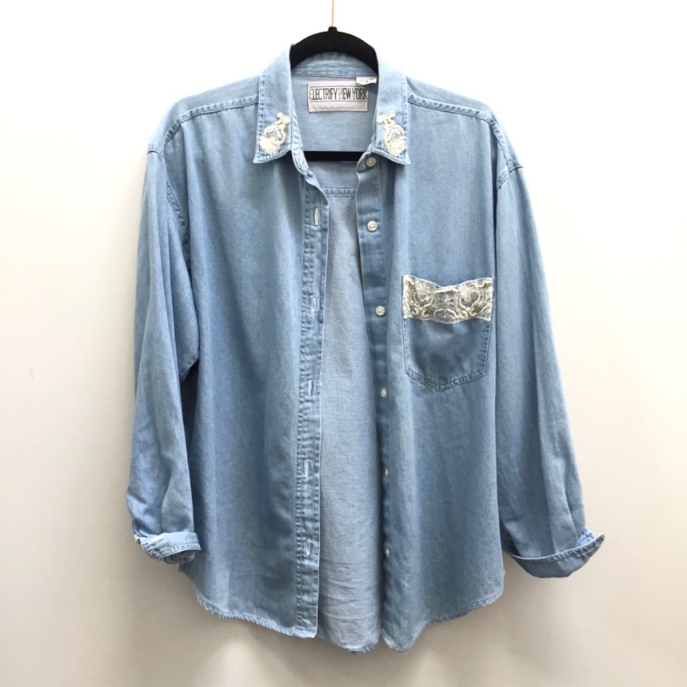 Vintage lace pearls denim shirt Electrify jean button up top